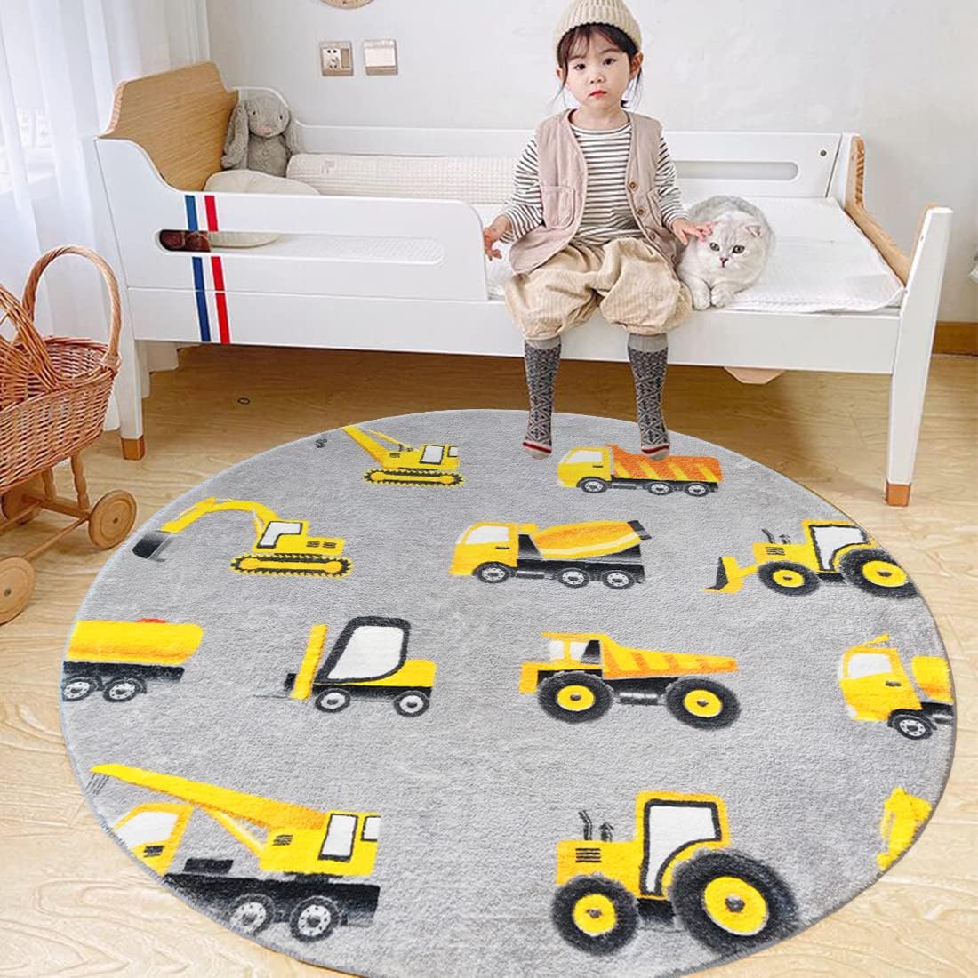 Gray Construction Vehicle Roun - Baby Nursery Yellow avis et prix